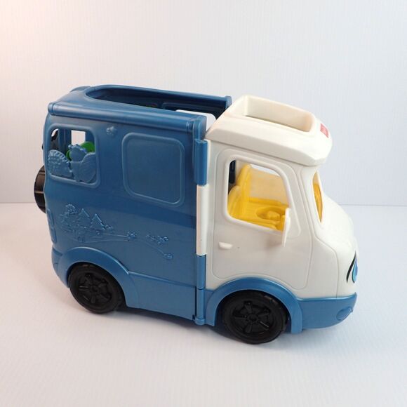 Fisher-Price Little People Songs & Sounds Camper Fold Out Playset (No Figures) - Picture 3 of 12